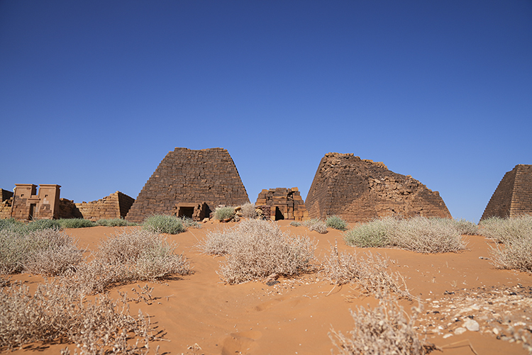 Sudan piramitleri