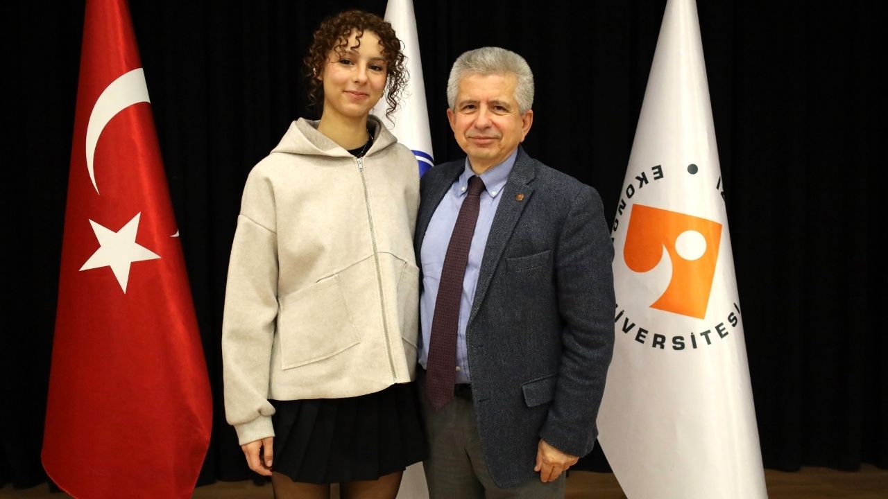 Hatice Pınar Yiğitalp Tekvando Antrenmanı